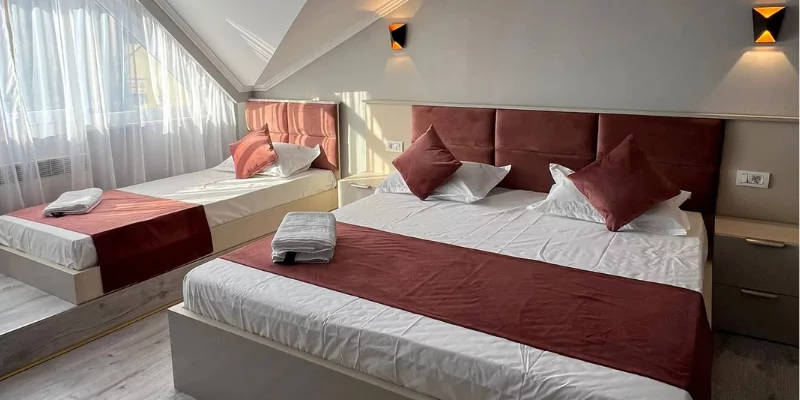 Apartament cu 2 dormitoare cu balcon şi vedere la mare