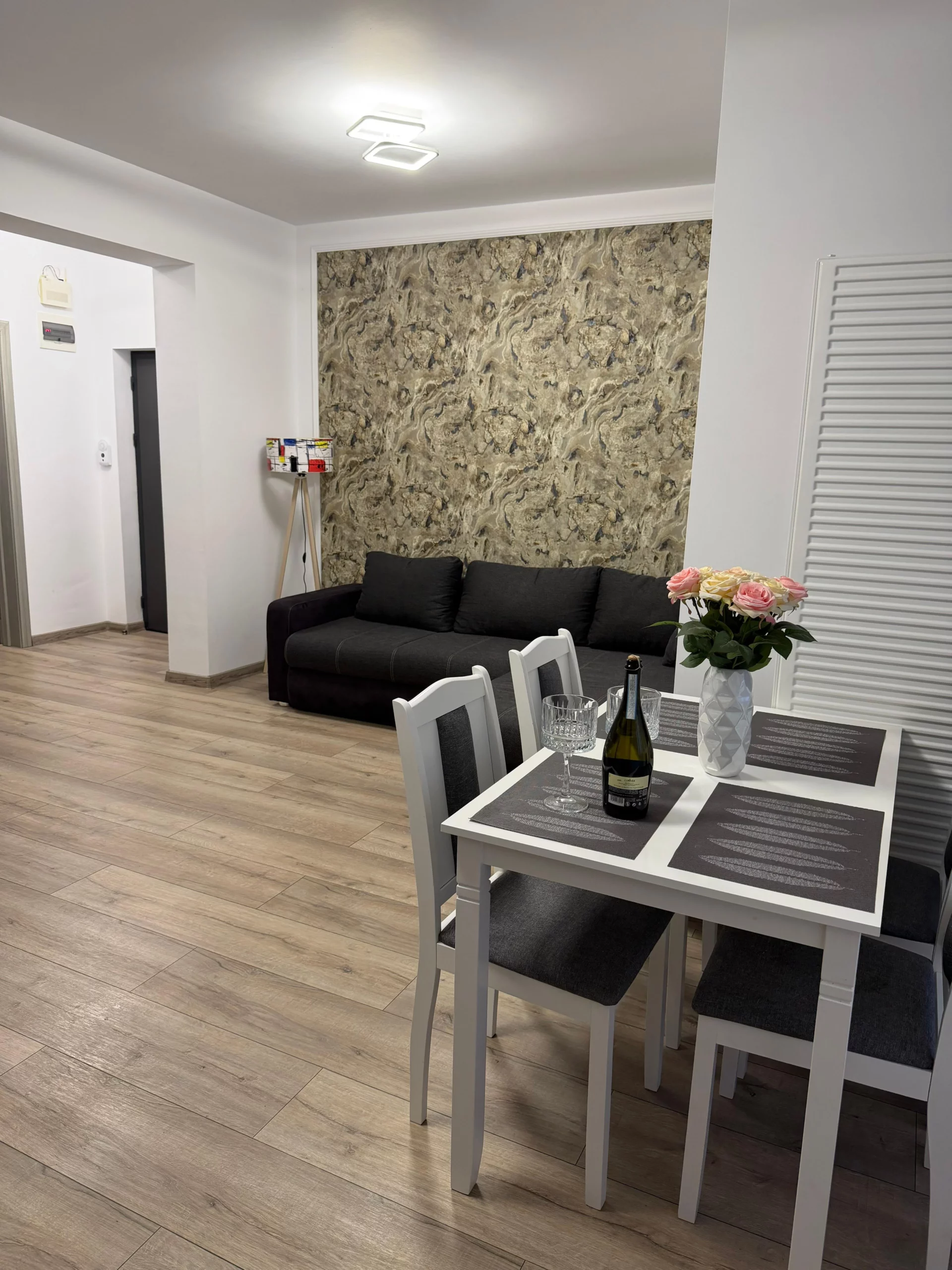 Mav Apartments Cazare Marea Neagra Mamaia Nord (25)