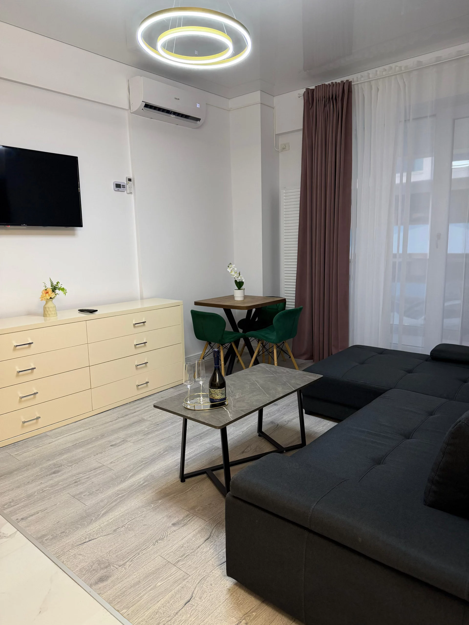 Mav D8 Beach Apartments - Cazare Mamaia (50)