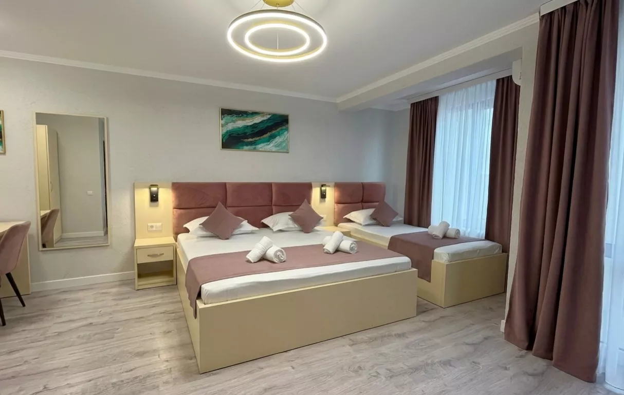 Mavcity-Boutique-Camere-Triple-Constanta-Cazare-Marea-Neagra-Constanta-3 Mavcity-Boutique-Camere-Triple-Constanta-Cazare-Marea-Neagra-Constanta-3